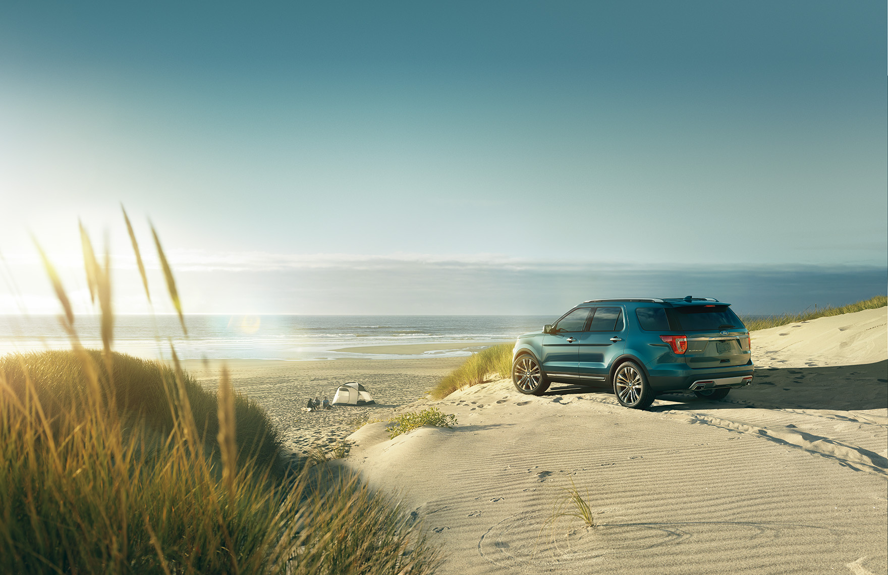 cgi_01_dw_1409_14-212_TEAD_Ford_Explorer_SHOT009_COMP08_DAV_1140pxl